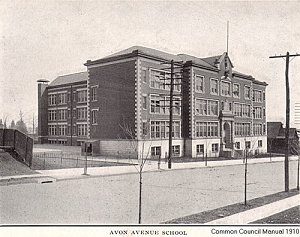 Avon Avenue School in 1910