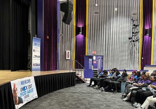 Ray Lucas speaks to Newark Public Schools students.